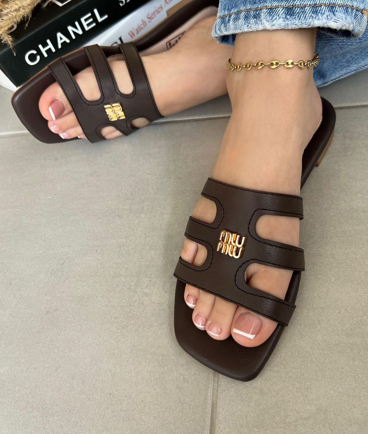 Sandalia Plana_ Miu